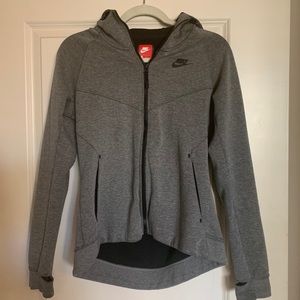 Nike sweatshirt